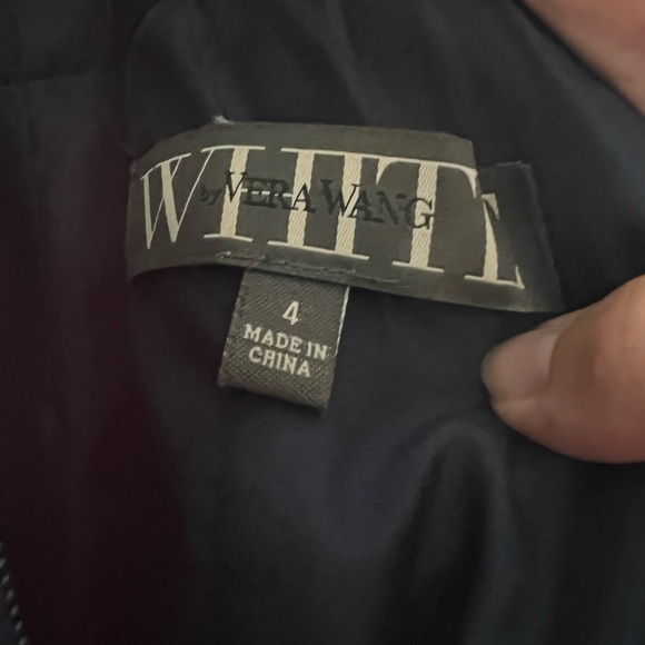 Vera Wang Dress - Picture 5 of 5